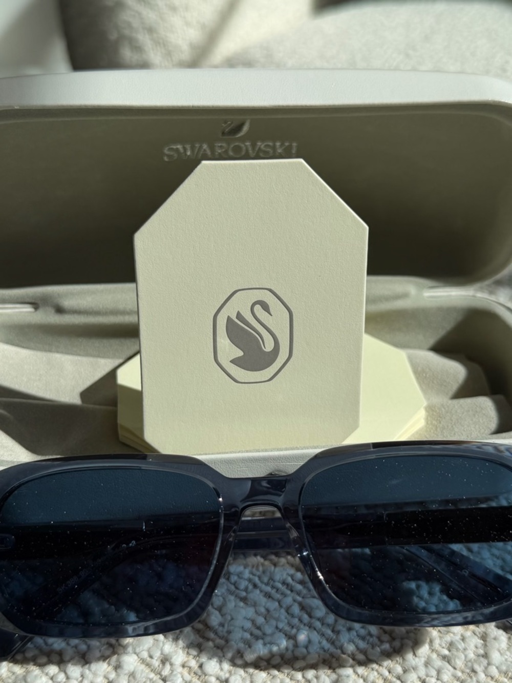 Stunning Swarovski Smoke-Blue Rectangular Sunglasses with baguette crystals 💎💎💎 - Picture 6 of 16